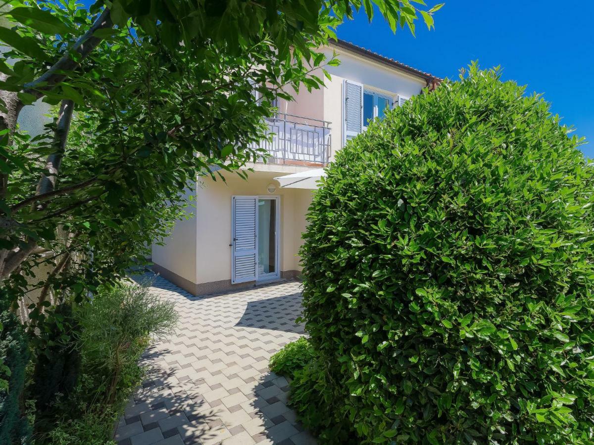 Holiday Home Gojak By Interhome Pula Exteriör bild