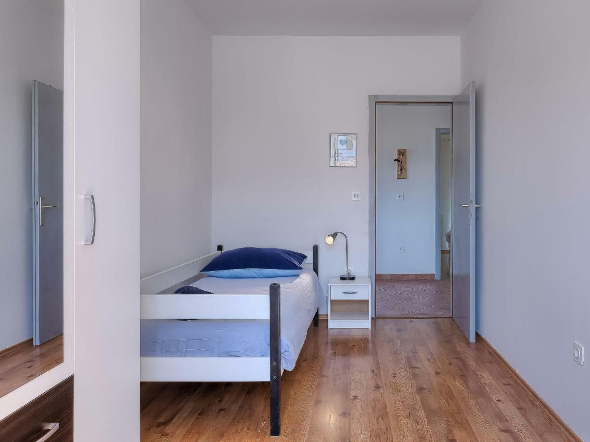 Holiday Home Gojak By Interhome Pula Exteriör bild
