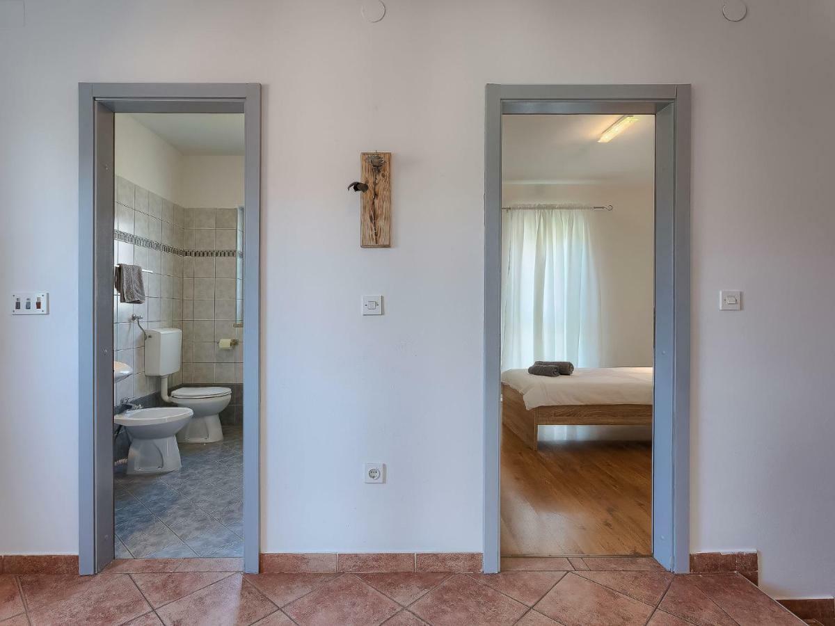 Holiday Home Gojak By Interhome Pula Exteriör bild